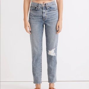 Madewell Denim The Girljean in Berryton Wash: Distressed Edition